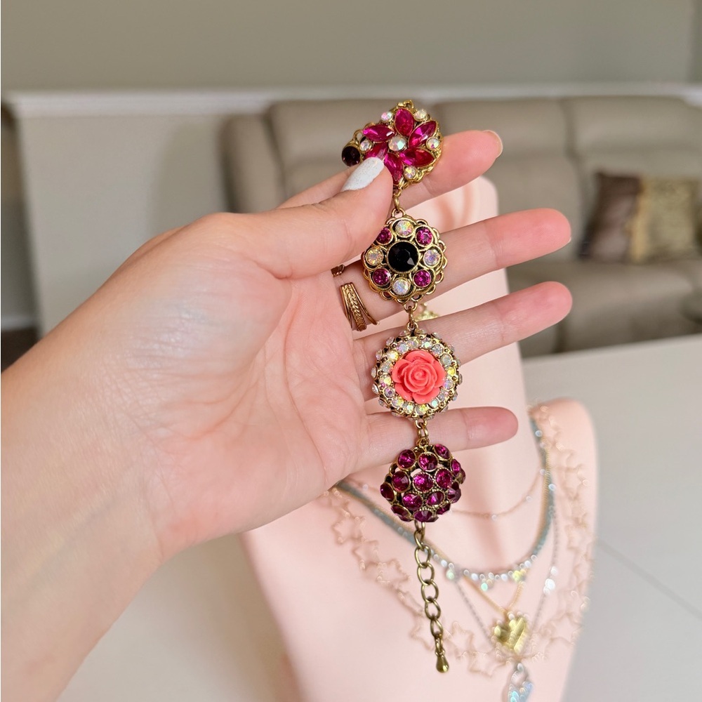 Gold-Tone Pink Crystal Floral Link Bracelet - Picture 4 of 7